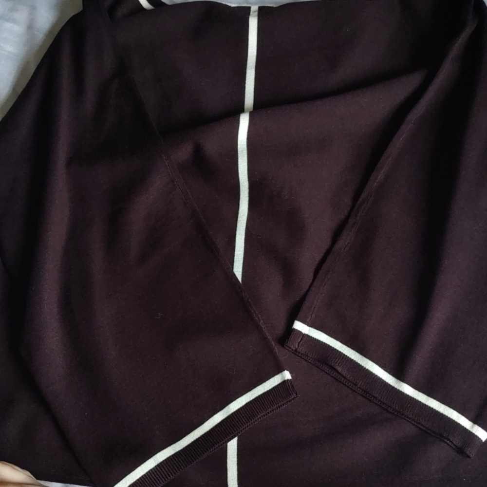 Blouse - Picture 2 of 3